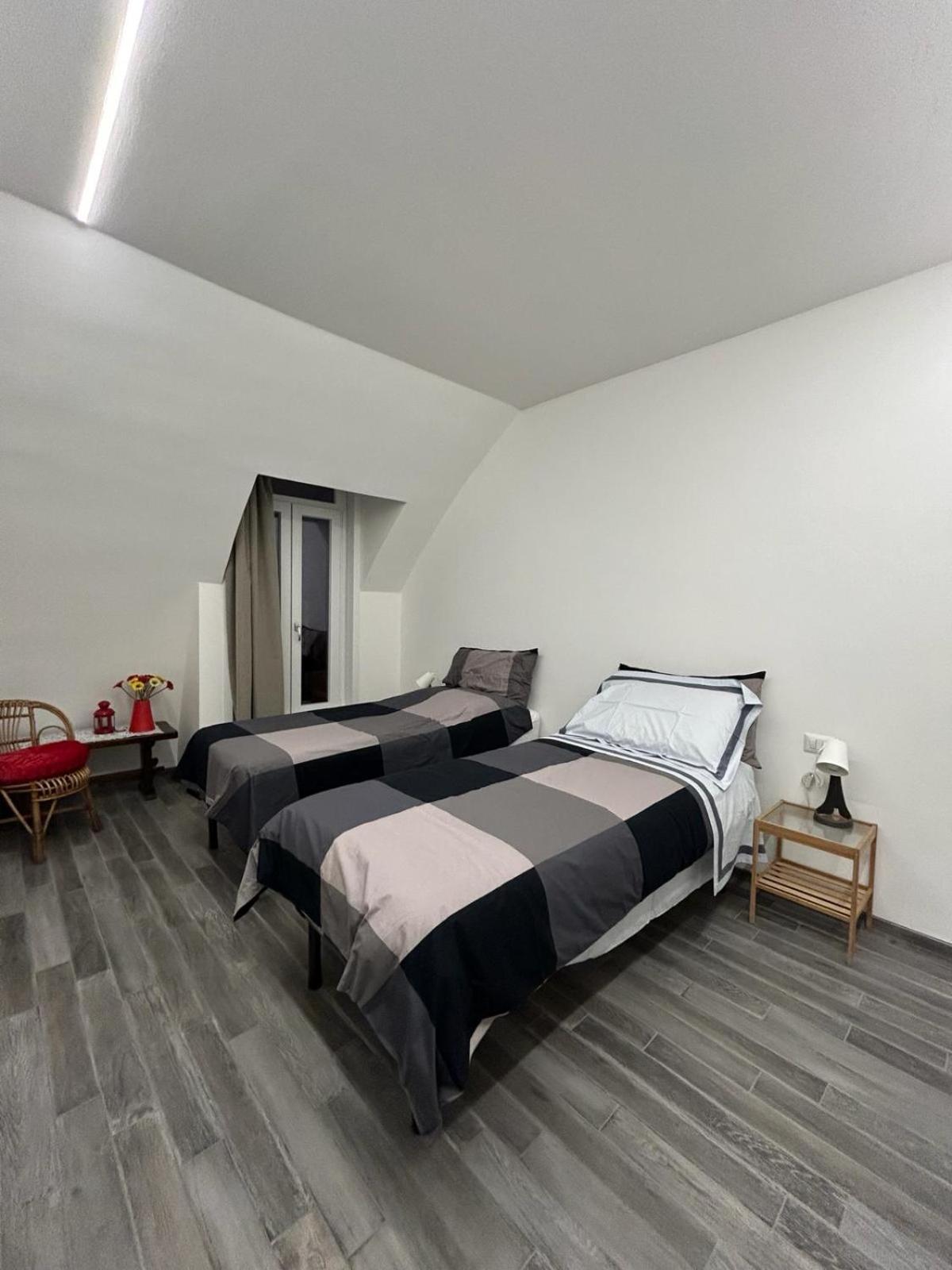 Il Trifoglio Apartment Rozzano Ngoại thất bức ảnh